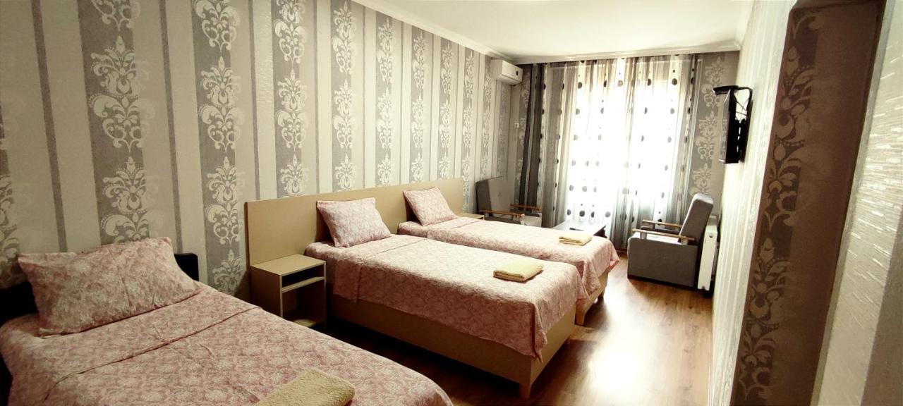 Hotel Venus Tbilisi Esterno foto