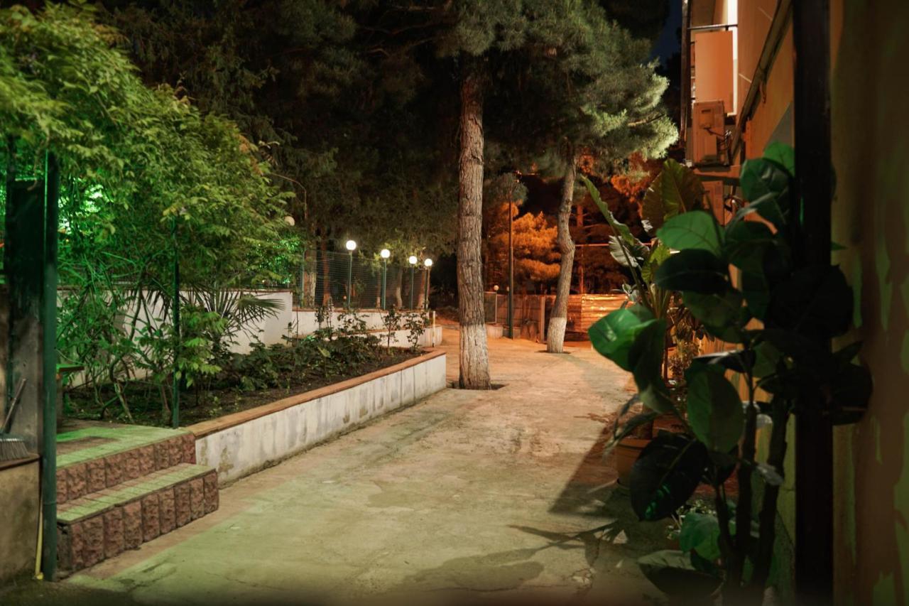 Hotel Venus Tbilisi Esterno foto